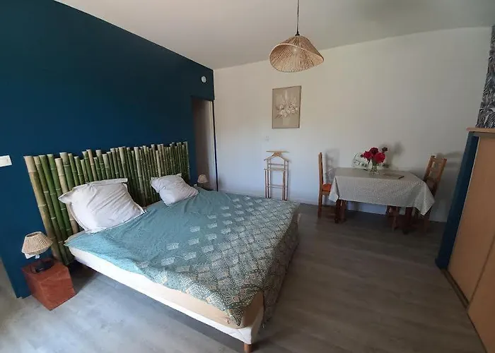 Du Solnan Guest house Villemotier